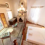 Arte Lindos (Rhodes)