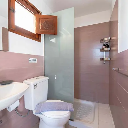Arte Apartment